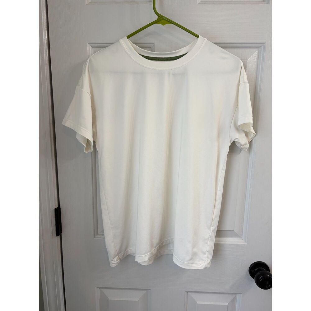 Tuckernuck White Performance Stretch Tennis Golf Sporty Tshirt Size XS